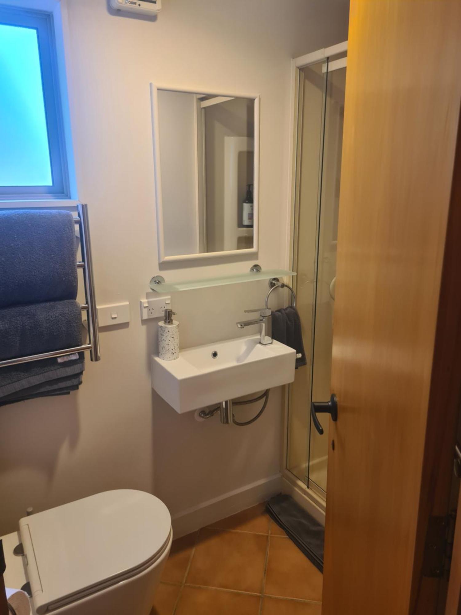 Villa 10 - Central Stylish Apartment 퀸즈타운 외부 사진